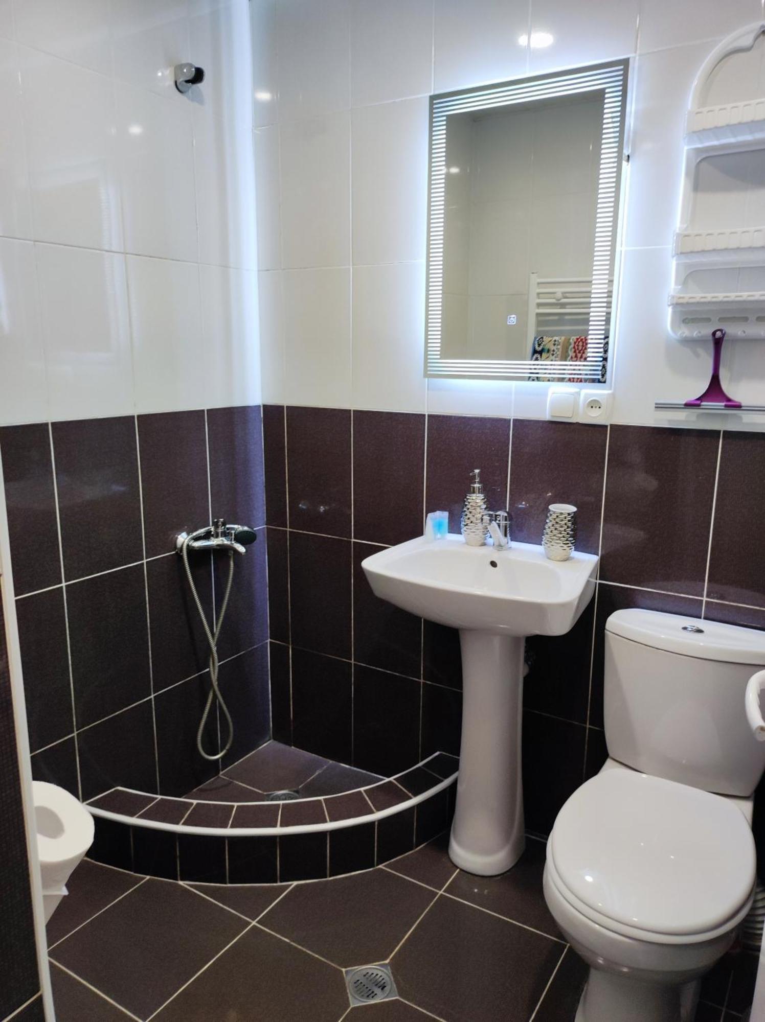 Friendly Guest House Kutaisi Room photo